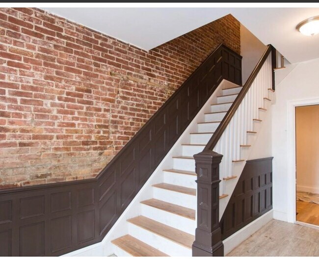 Photo - 79 Brighton Ave Unidad 1