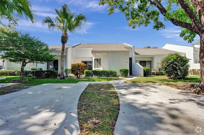 Building Photo - 155 Love Crescent Rental