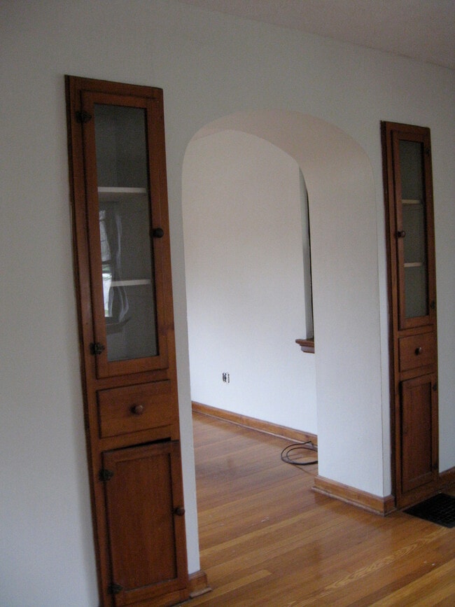 Photo - 3000 Bellewood Ave Unit #2