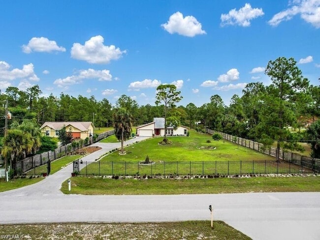 Photo - 260 12th St SE