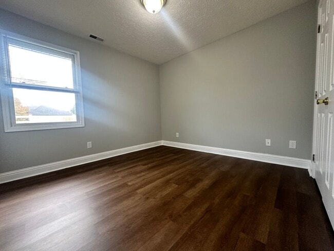 Photo - 3470 Legacy Run Unidad Apt B