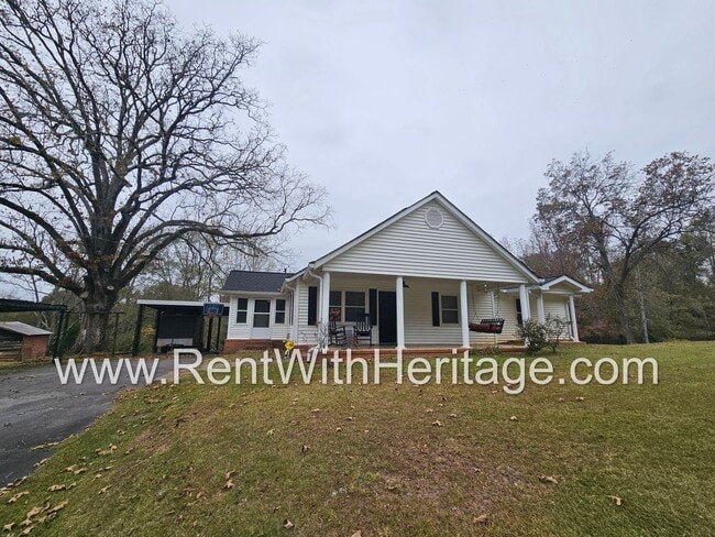 Photo - WOW!!!..GRANPA'S BUNGALOW /AWESOME RANCH HOME/ NATURE LOVER'S DREAM / GREAT LOCATION