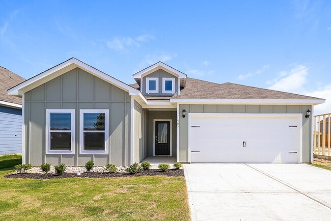 Building Photo - 1505 Woodwinds Dr