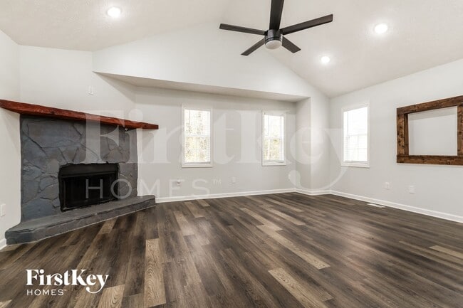 Photo - 4412 Lucy Ln SW