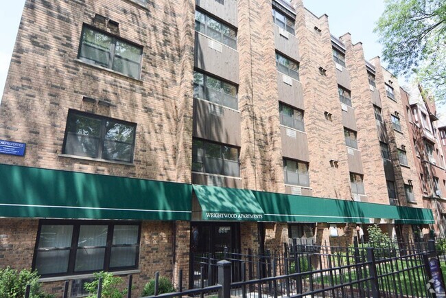 Building Photo - 663 W Wrightwood Ave Rental