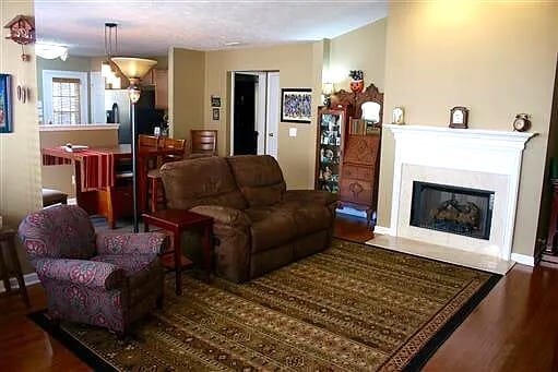 Photo - 2118 Erin Ln