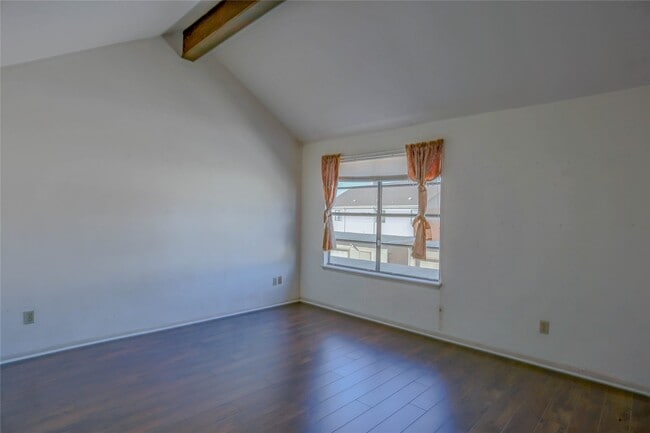 Photo - 9901 Sharpcrest St Unit J7