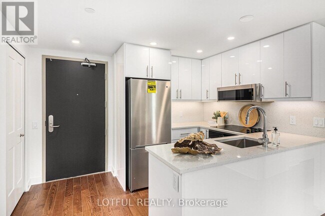 Photo - 180 George St Unit 2007