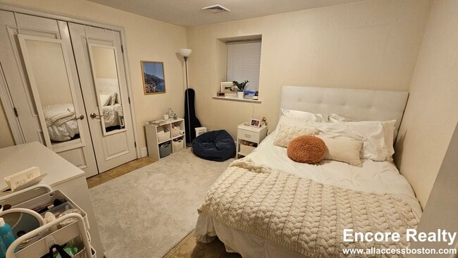 Photo - 44 Greycliff Rd