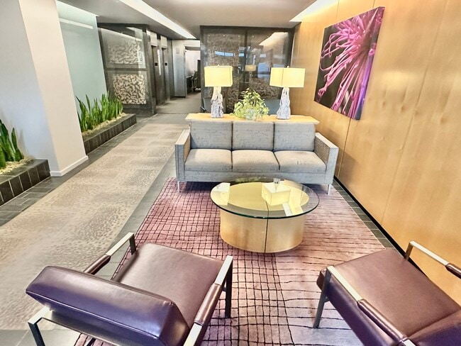 Photo - 2020 N Lincoln Park W Unit 18B