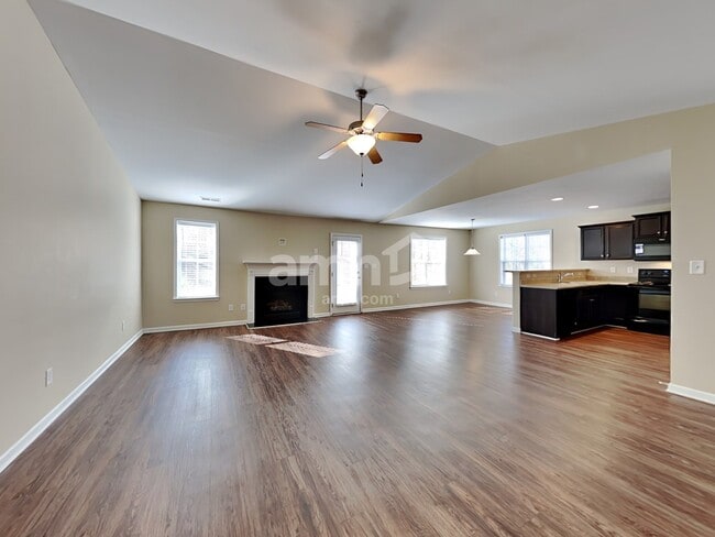 Photo - 416 Joneshaven Dr