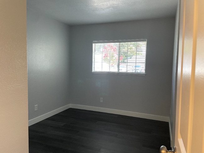 Photo - 8907 Amerigo Ave