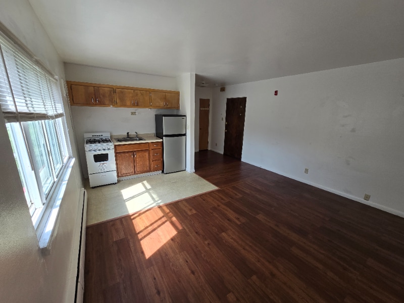 Photo - 6166 S Packard Ave Apartment Unit 202