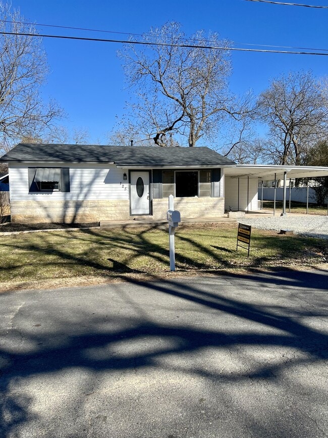 Photo - 125 Murdock Ave Casa