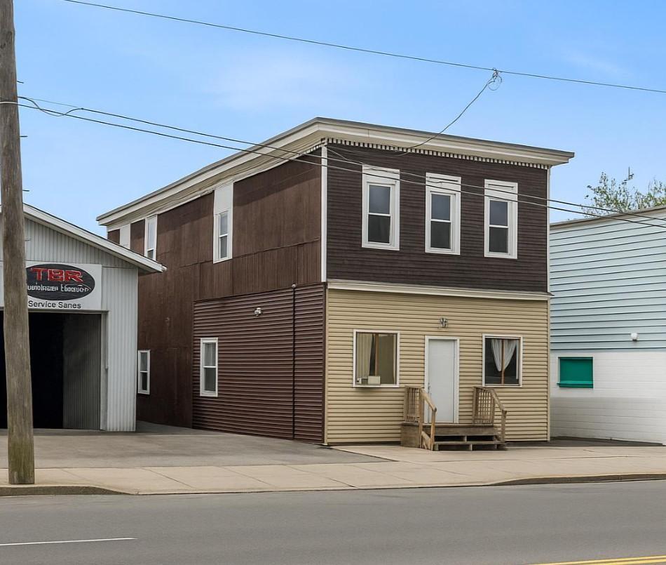 Photo - 503 N State St