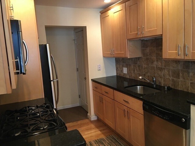 Photo - 66 St James St Unit 209