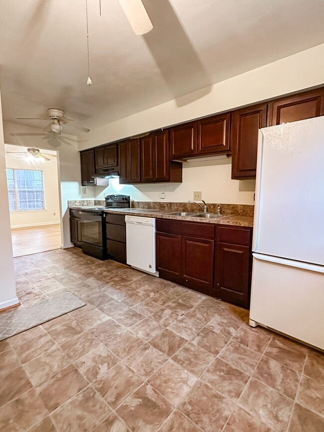Photo - 3 Bedroom rental in Norfolk VA