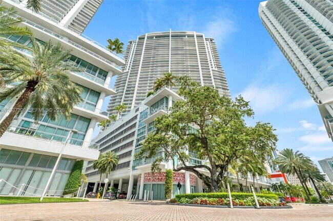 Photo - 90 SW 3rd St Unit 4303