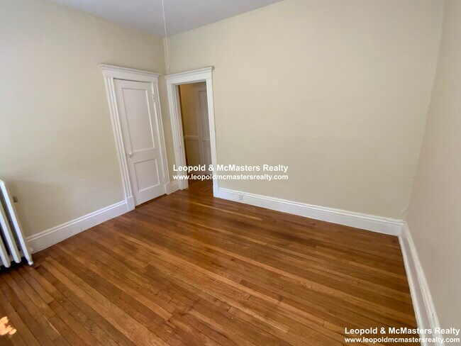 Photo - 1322 Commonwealth Ave