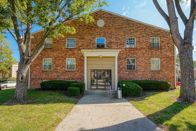 Photo - 4696 Tarryton Ct S