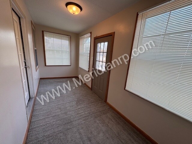 Photo - 3809 Barr St