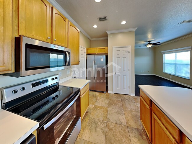 Photo - 1520 Presidio Dr