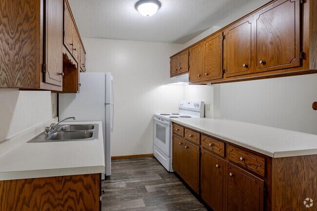 2BR, 1BA