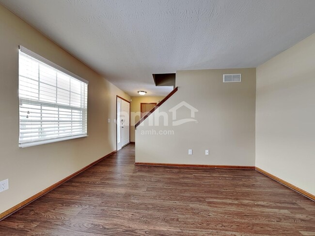 Photo - 6040 Glennshire Ct