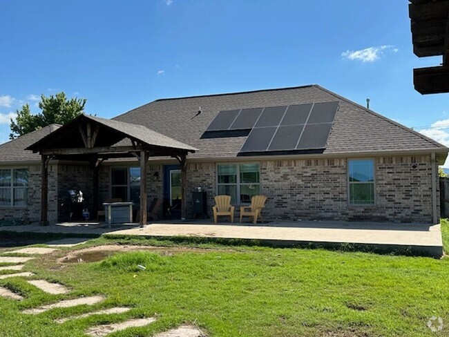 Building Photo - 3 bedroom 2 bath in Prairie Grove - privat... Rental