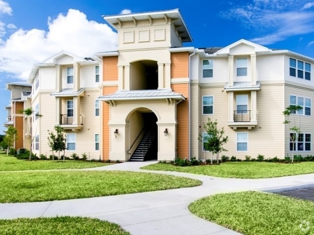 Building Photo - Osceola Pointe Rental