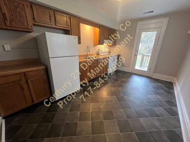 Photo - 1414 S George St Apartamento Unidad 2nd Floor