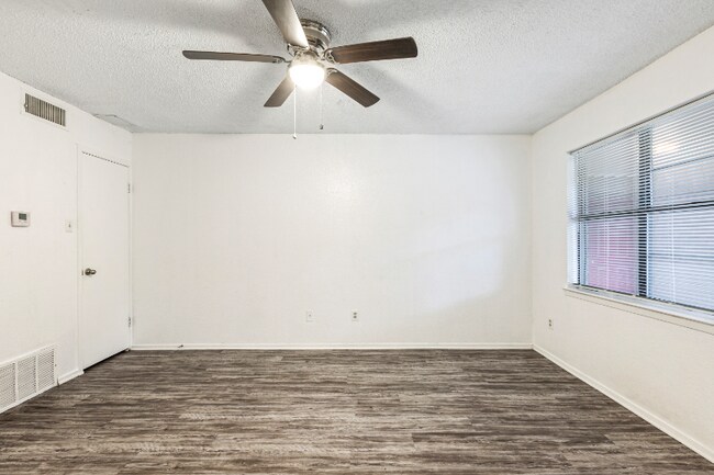 Photo - 1226 Baylor Ave Unit 120