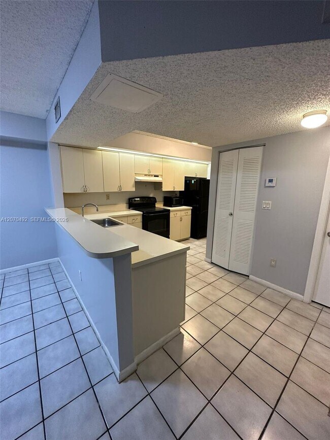 8600 SW 212th St Unidad 105