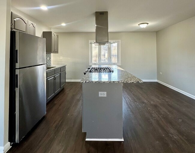 Photo - 344 Hickory Ave