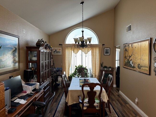 Photo - Desert Shores Living. Cul-De-Sac. Downstairs Bed