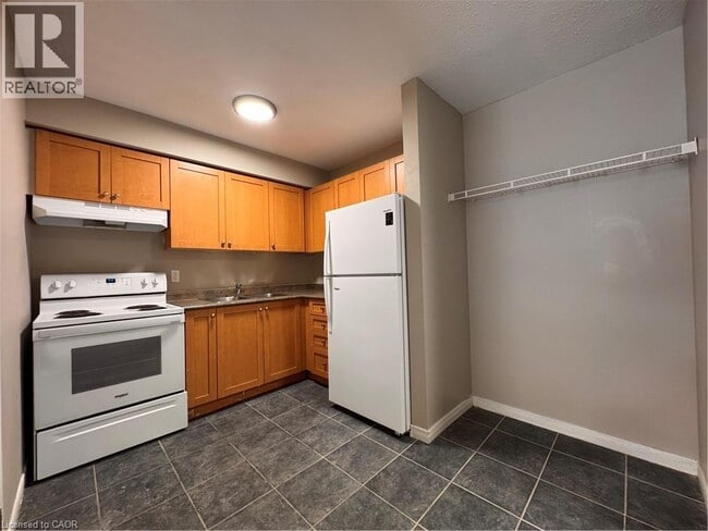 Photo - 44 Walnut St Unit A05