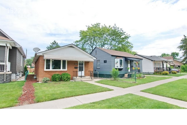 Building Photo - COZY 2 BED/1BATH HOUSE IN EAST WINDSOR! + HYDRO, WATER & GAS!