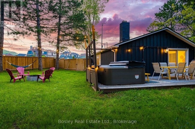 Photo - 102 Helen St
