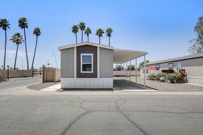 Photo - 2627 S Lamb Blvd