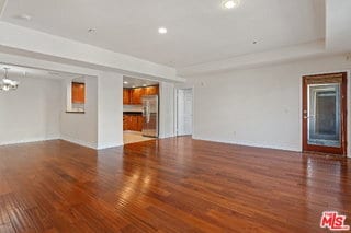 Photo - 107 N Swall Dr