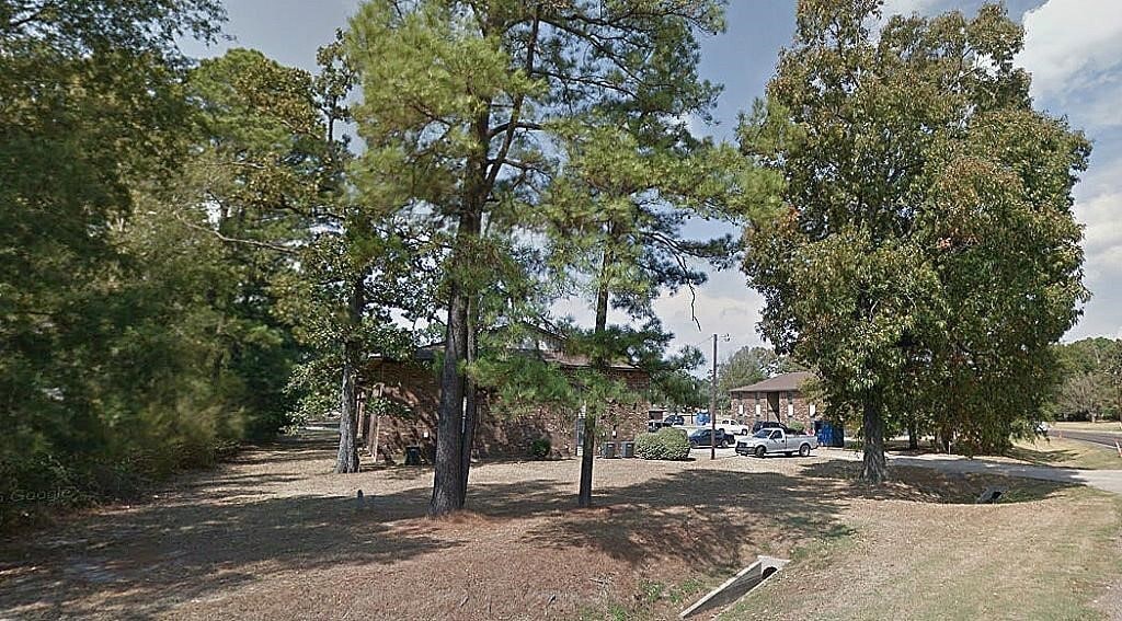 Photo - 1600 N Houston St