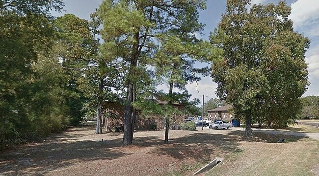 Photo - 1600 N Houston St