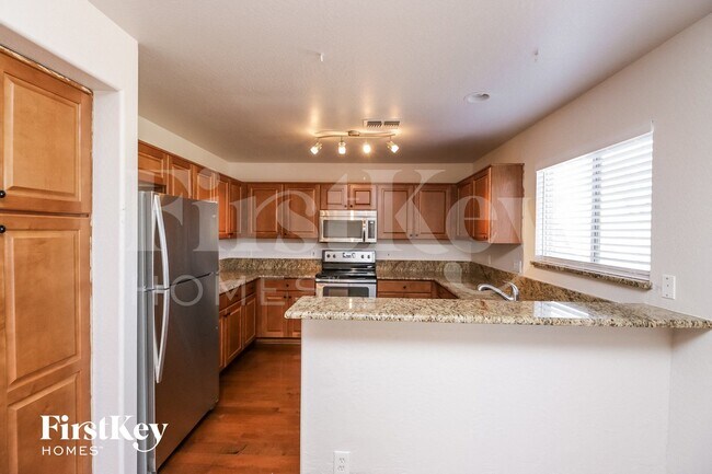 Photo - 31315 N Shale Dr