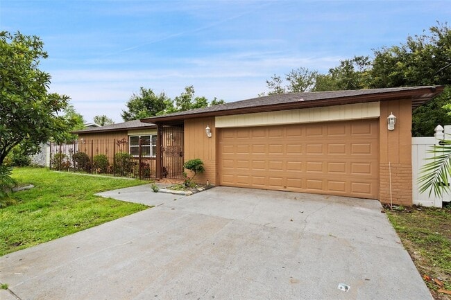 Building Photo - 418 Declaration Dr Rental