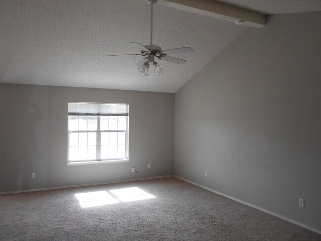Photo - "Charming 3-Bedroom Home with 2 Baths in L...