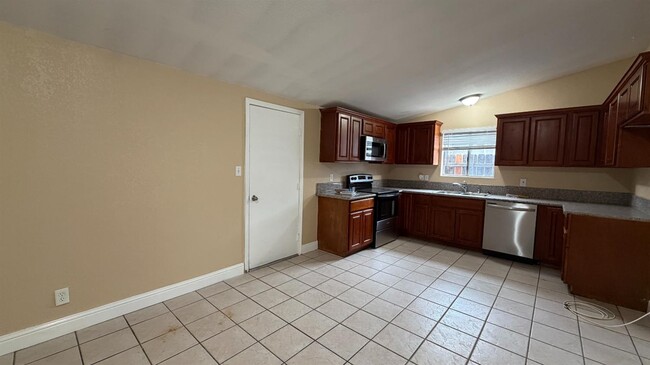 Photo - 136 Pico Ave