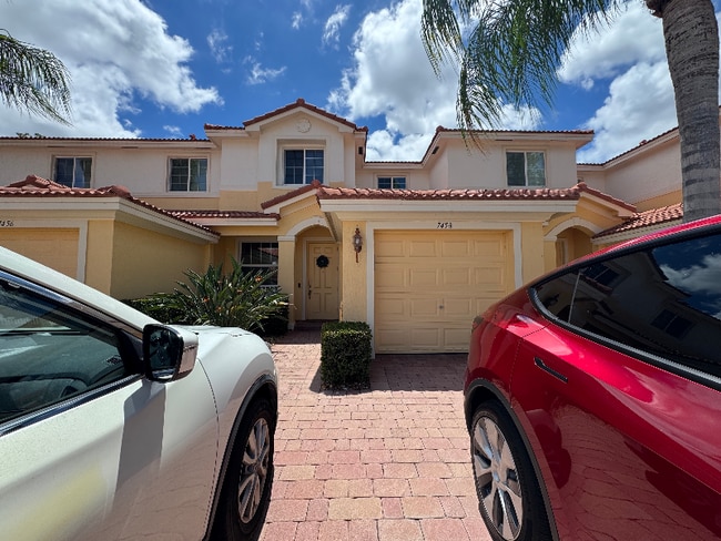 Photo - 7458 Sarentino Ln Townhome