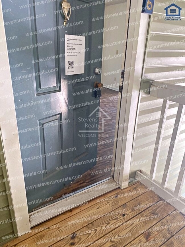 Photo - 430 Oriole Dr