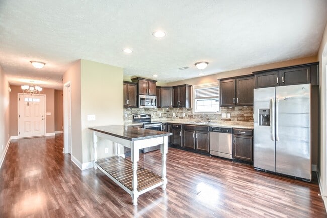 Photo - Pet Friendly in Fox Meadow!