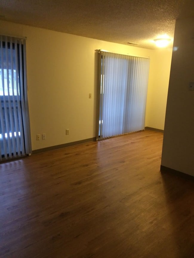 Photo - 507 W White St Unit 33